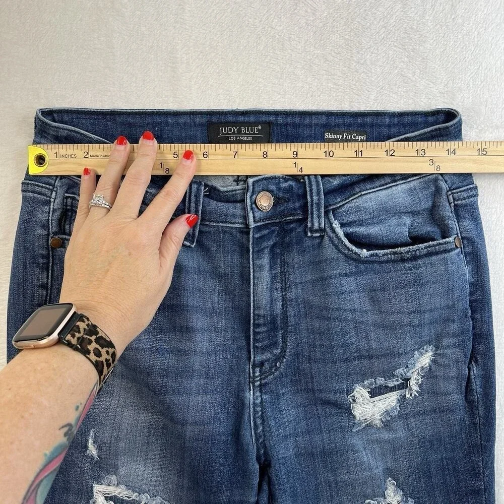 Judy Blue 7‎ / 28 Skinny Fit Capri Jeans Mid Rise Distressed Stretch Denim Blue